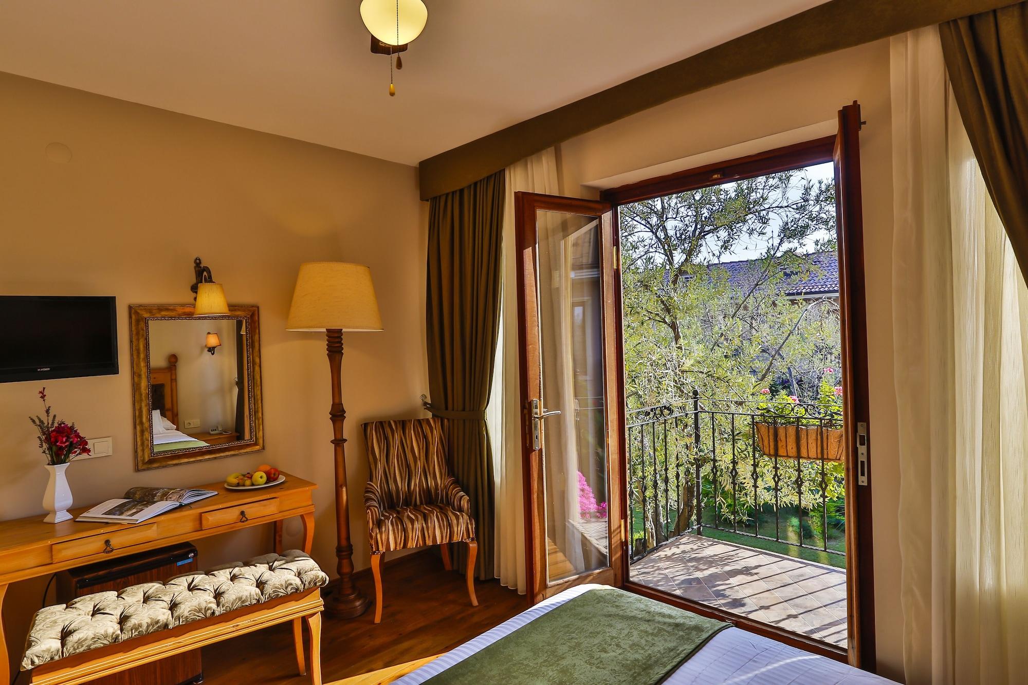 Palace Hotel Olive Odore Küçükkuyu Eksteriør bilde