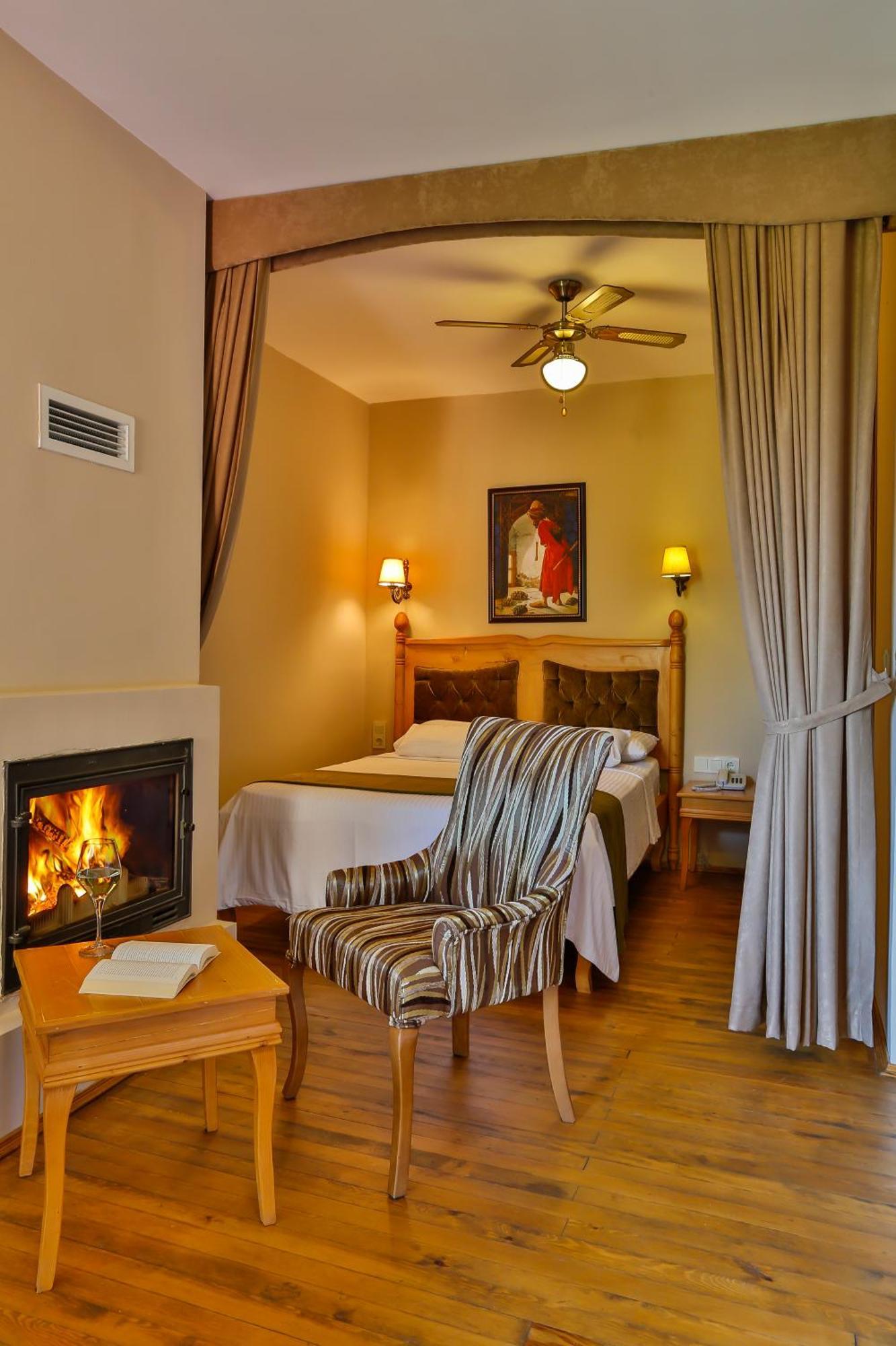 Palace Hotel Olive Odore Küçükkuyu Eksteriør bilde